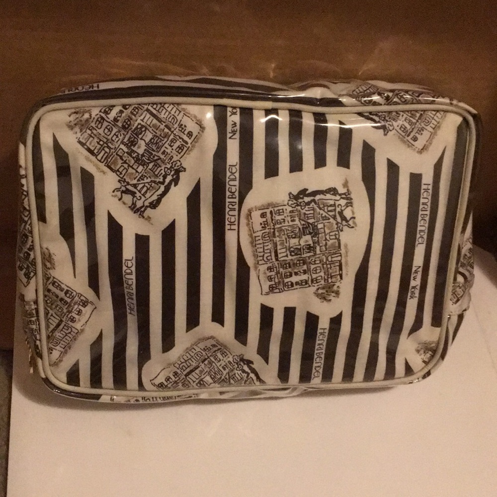 Travel bag